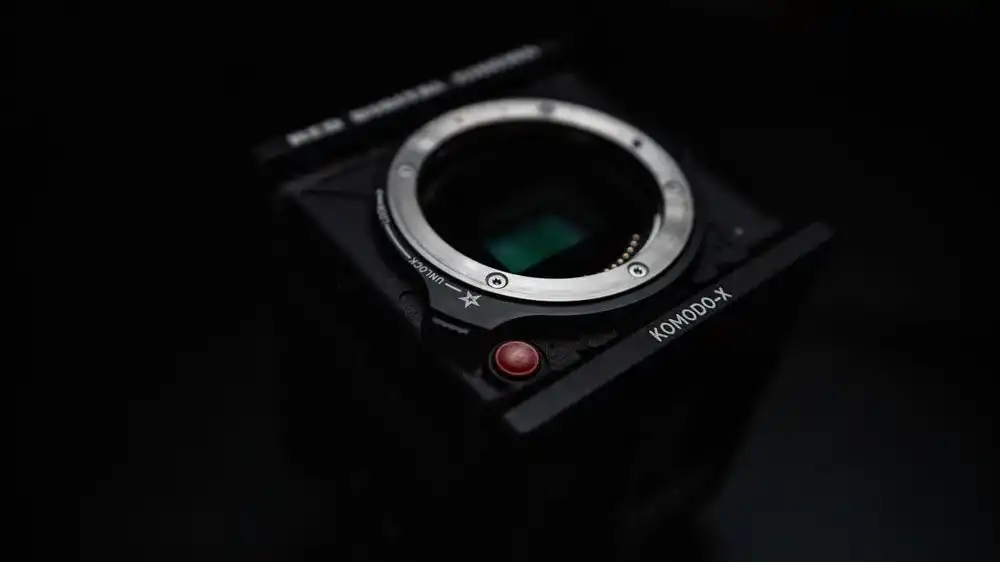 RED KOMODO-X alquiler cámara alquiler cámara RED KOMODO-X en Madrid mejor precio